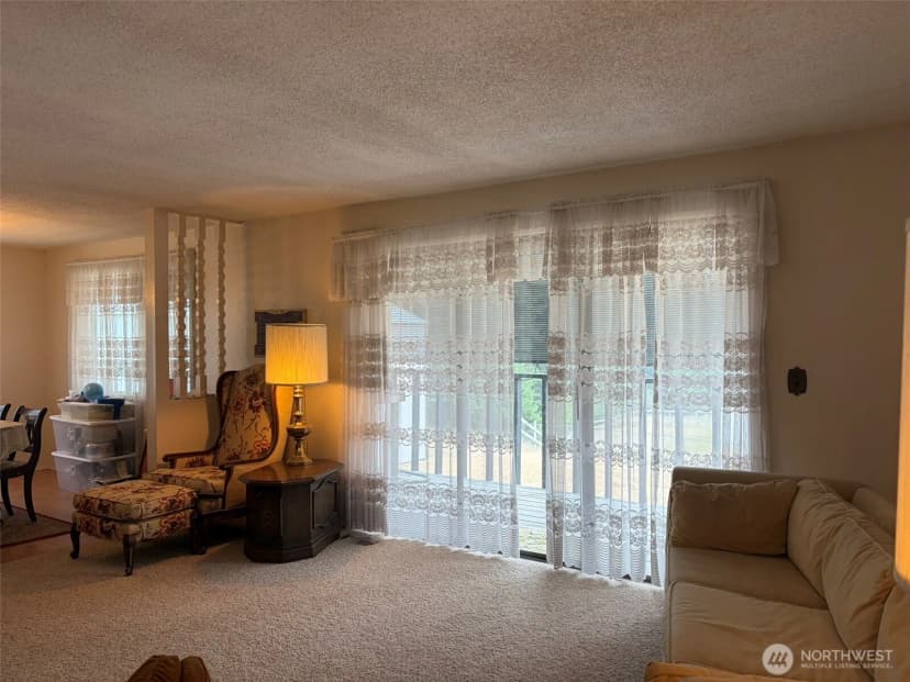 Property photo for 499 W 9th Street, Republic photo 8