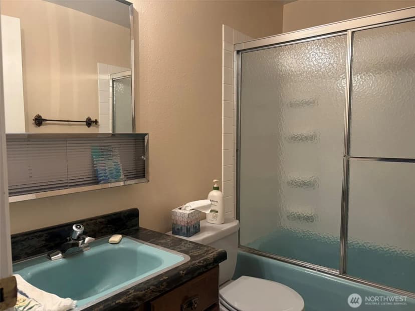 Property photo for 499 W 9th Street, Republic photo 13