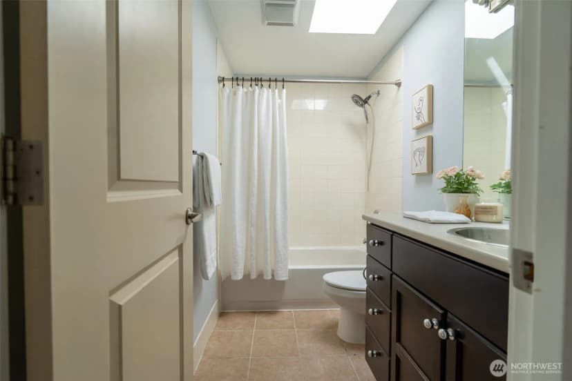 Property photo for 209 N 39th Street #304, Seattle photo 13