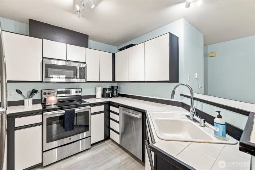 Property photo for 9210 Market Place #g102, Lake Stevens photo 6
