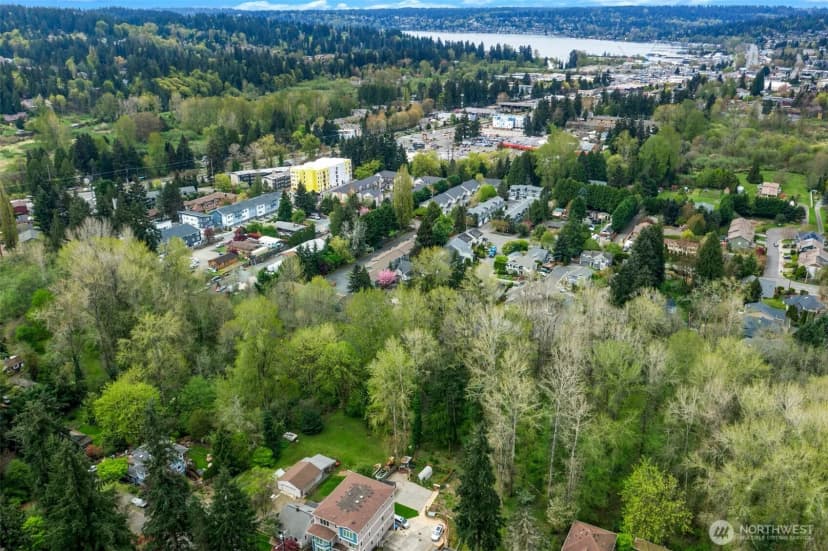 Property photo for 18005 83rd Avenue Ne, Kenmore photo 19
