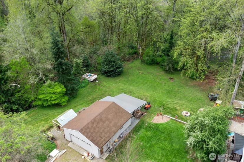 Property photo for 18005 83rd Avenue Ne, Kenmore photo 13