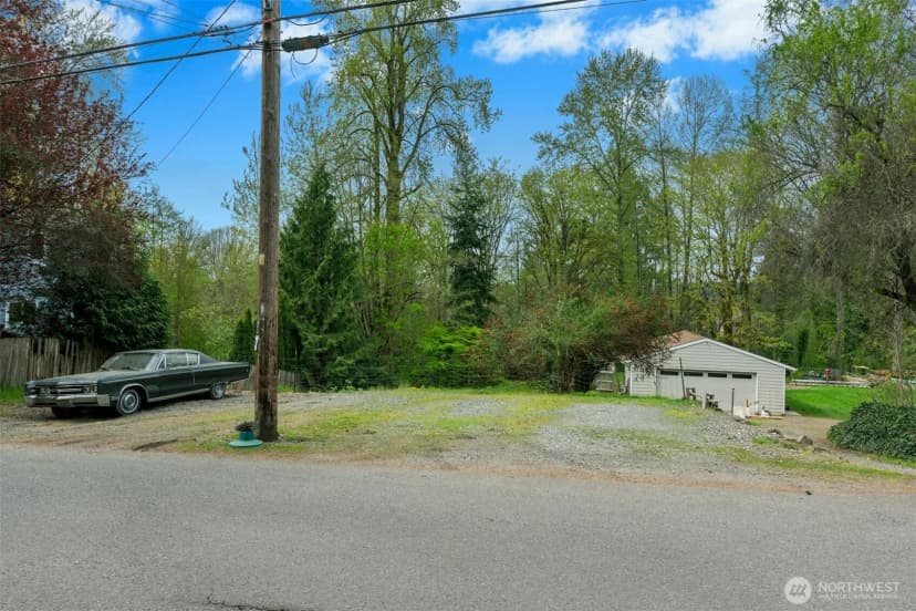Property photo for 18005 83rd Avenue Ne, Kenmore photo 10