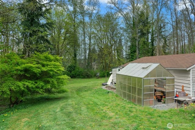 Property photo for 18005 83rd Avenue Ne, Kenmore photo 2