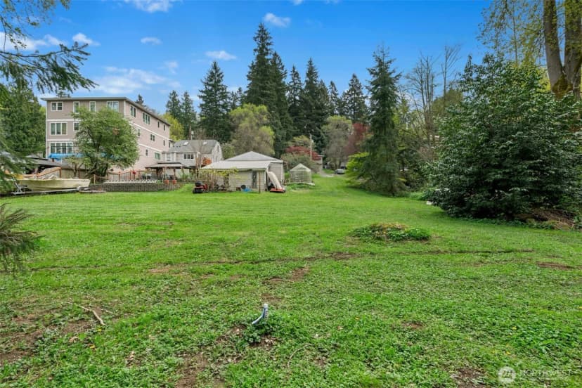 Property photo for 18005 83rd Avenue Ne, Kenmore photo 8