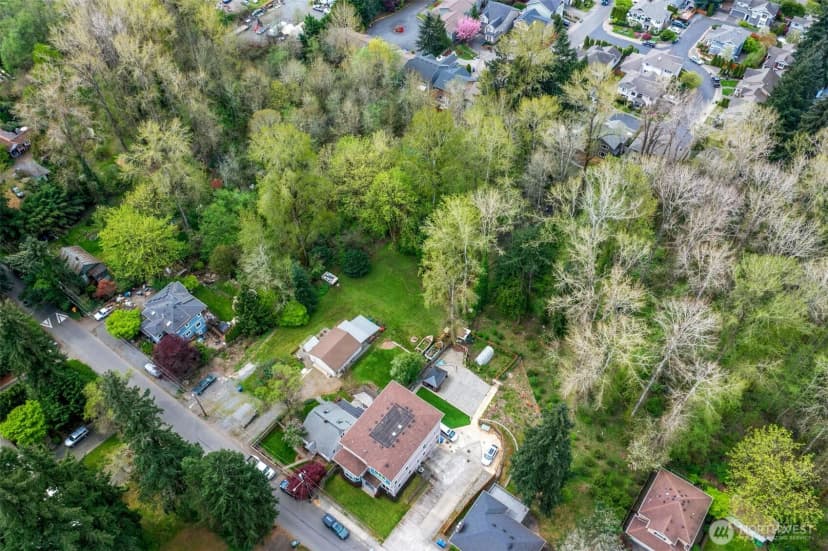 Property photo for 18005 83rd Avenue Ne, Kenmore photo 15