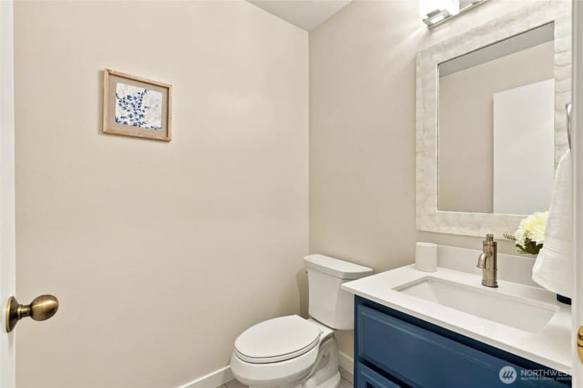 Property photo for 3020 E Ames Lake Drive Ne, Redmond photo 22