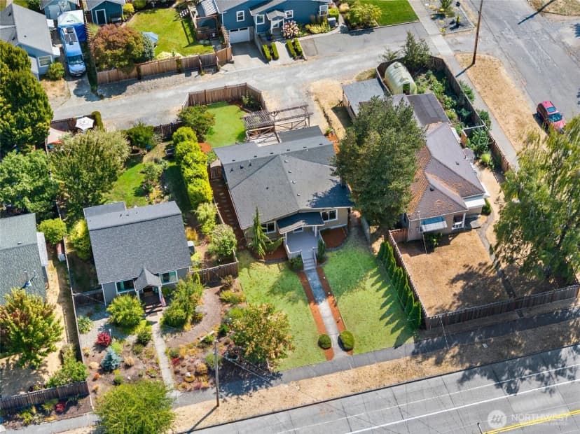 Property photo for 1605 N Stevens Street, Tacoma photo 32