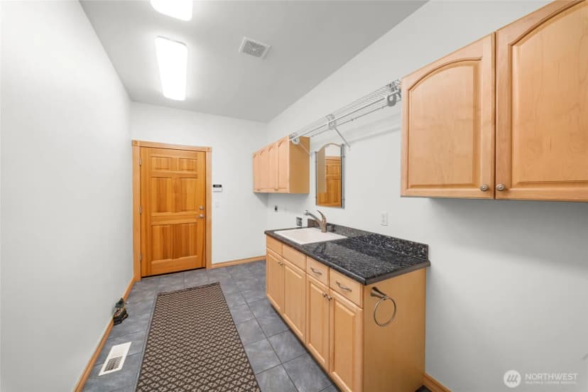 Property photo for 9216 Milburn Loop Se, Olympia photo 31