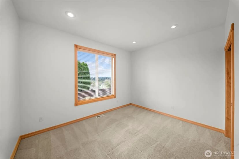 Property photo for 9216 Milburn Loop Se, Olympia photo 25