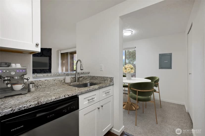 Property photo for 4705 176th Street Sw #b6, Lynnwood photo 9