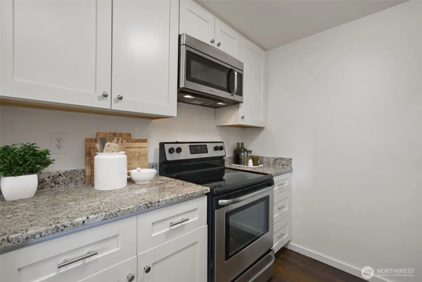 Property photo for 4705 176th Street Sw #b6, Lynnwood photo 8