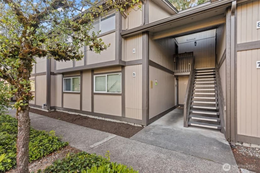 Property photo for 4705 176th Street Sw #b6, Lynnwood photo 36