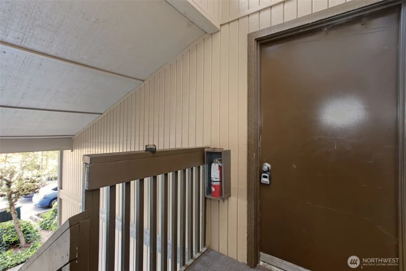 Property photo for 4705 176th Street Sw #b6, Lynnwood photo 2