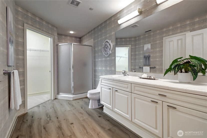 Property photo for 528 Lake Street S #a201, Kirkland photo 31