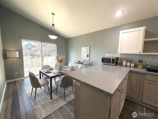 Property photo for 98597 Cascadian Avenue Se, Yelm photo 4