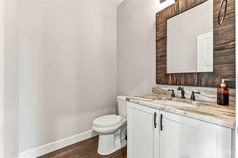 Property photo for 2769 Se Falcon View Drive, East Wenatchee photo 6