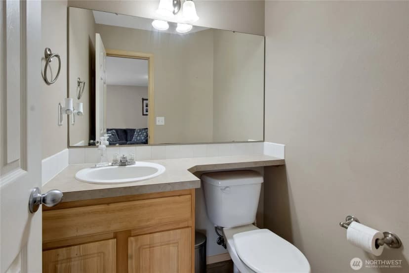 Property photo for 31512 61st Avenue S, Roy photo 15