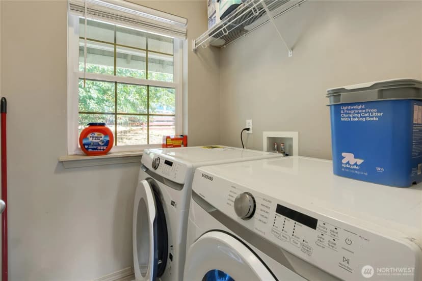 Property photo for 31512 61st Avenue S, Roy photo 23