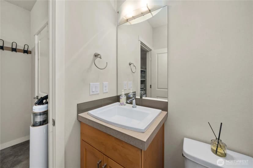 Property photo for 23000 Ne 8th Street #e5, Sammamish photo 18