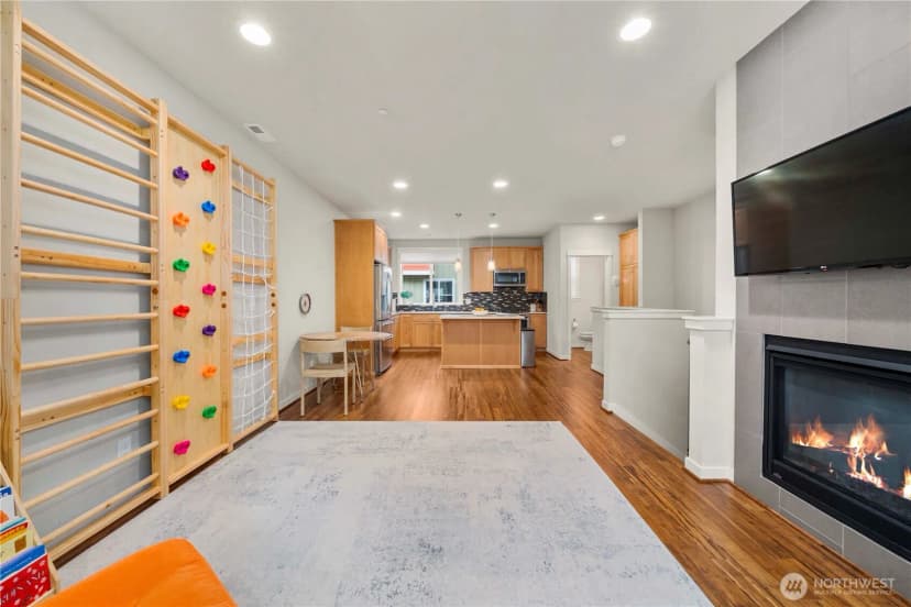 Property photo for 23000 Ne 8th Street #e5, Sammamish photo 8