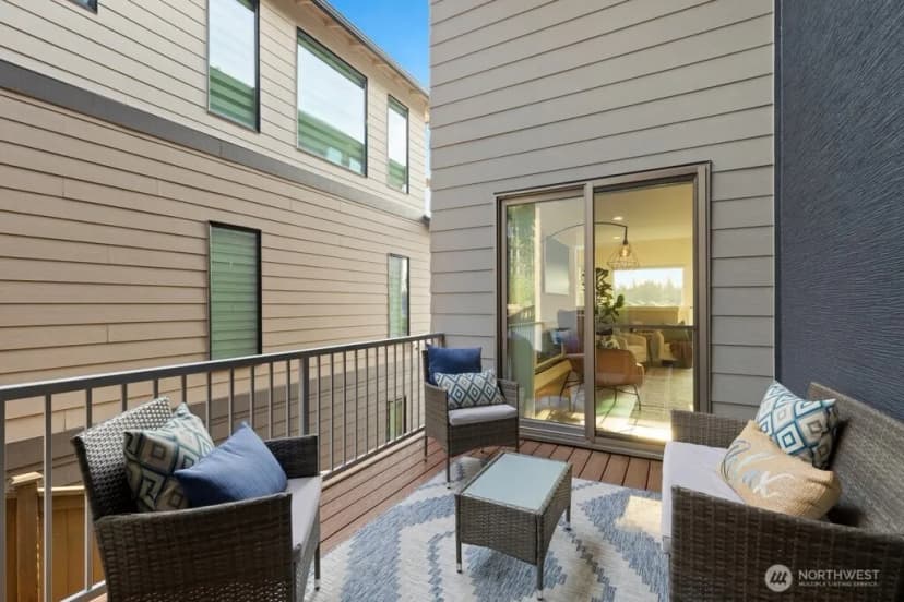 Property photo for 33569 Walnut Avenue Se, Black Diamond photo 12