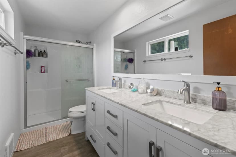 Property photo for 10319 Se 228th Street, Kent photo 9