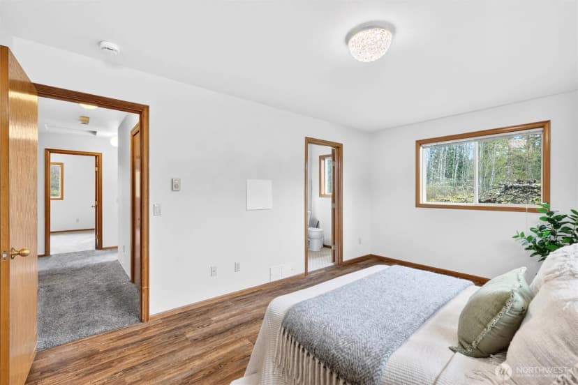 Property photo for 5581 Mission Road, Bellingham photo 25