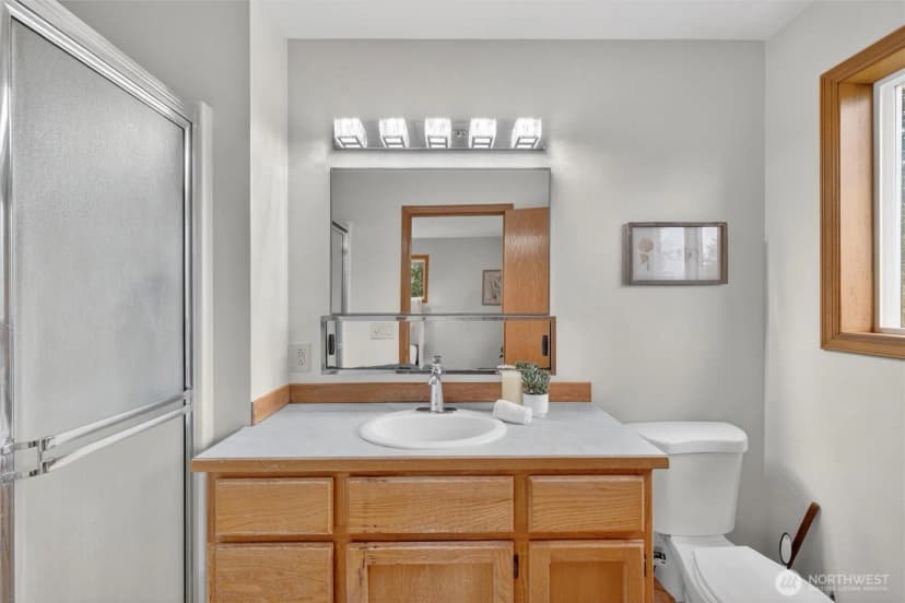 Property photo for 5581 Mission Road, Bellingham photo 27