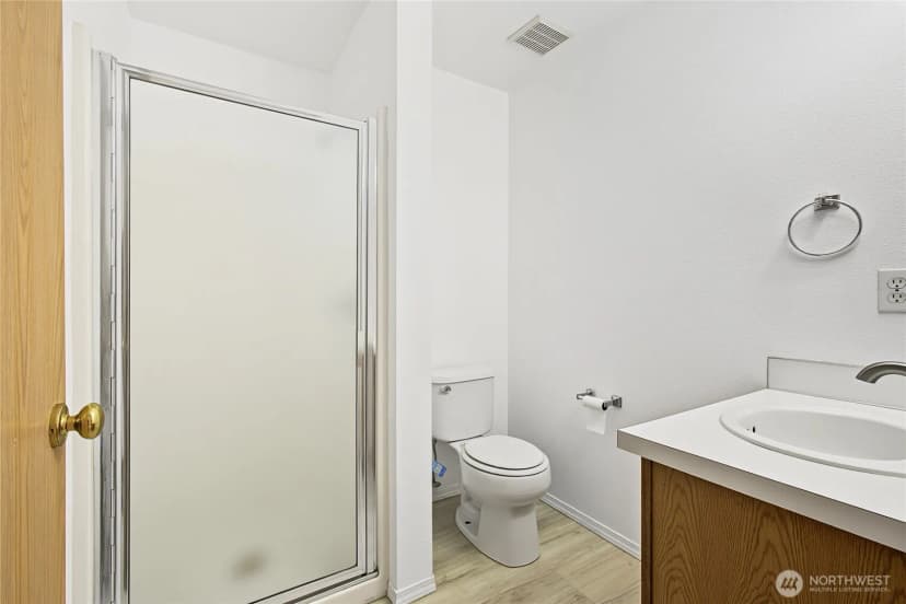 Property photo for 3939 10th Street Se #f-3, Puyallup photo 18