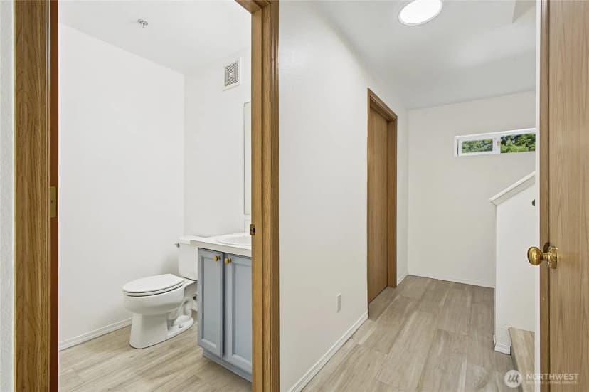 Property photo for 3939 10th Street Se #f-3, Puyallup photo 9