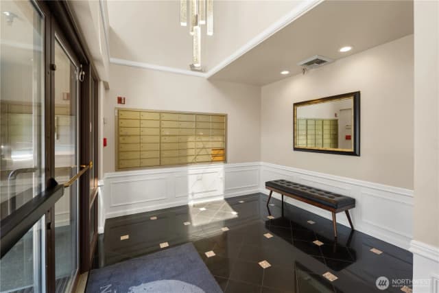 Property photo for 3300 Meridian Avenue N #302, Seattle photo 4