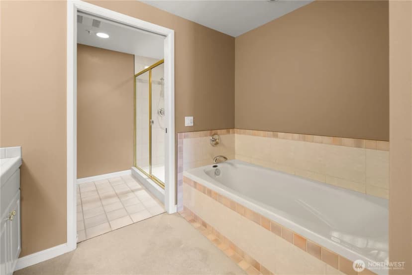 Property photo for 3300 Meridian Avenue N #302, Seattle photo 17