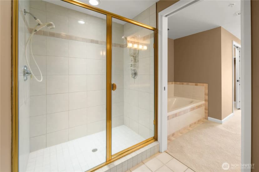 Property photo for 3300 Meridian Avenue N #302, Seattle photo 19