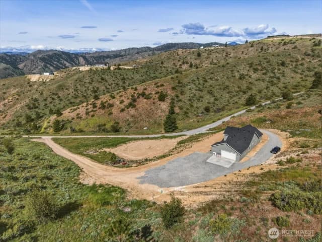 Property photo for 390 True Blue Lane, Chelan photo 2