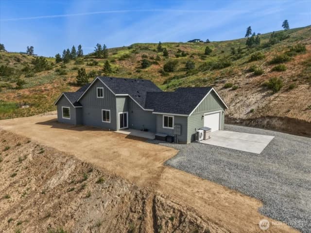 Property photo for 390 True Blue Lane, Chelan photo 3