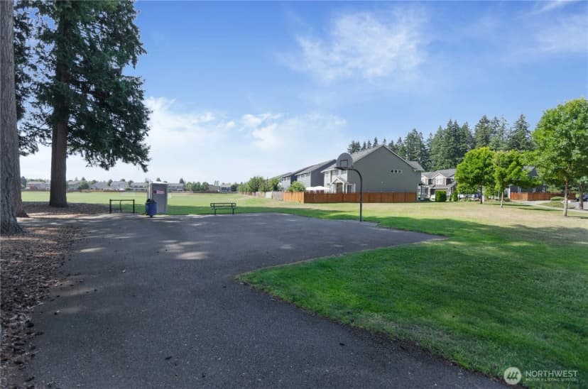 Property photo for 5715 Vermont Avenue Se, Lacey photo 28