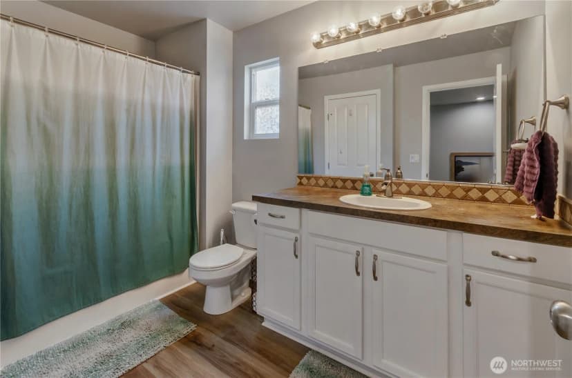 Property photo for 5715 Vermont Avenue Se, Lacey photo 15