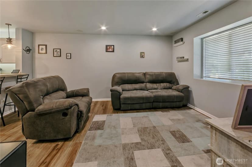 Property photo for 5715 Vermont Avenue Se, Lacey photo 7
