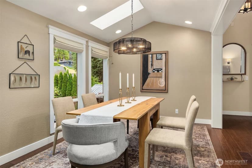 Property photo for 1542 10th Place N, Edmonds photo 13