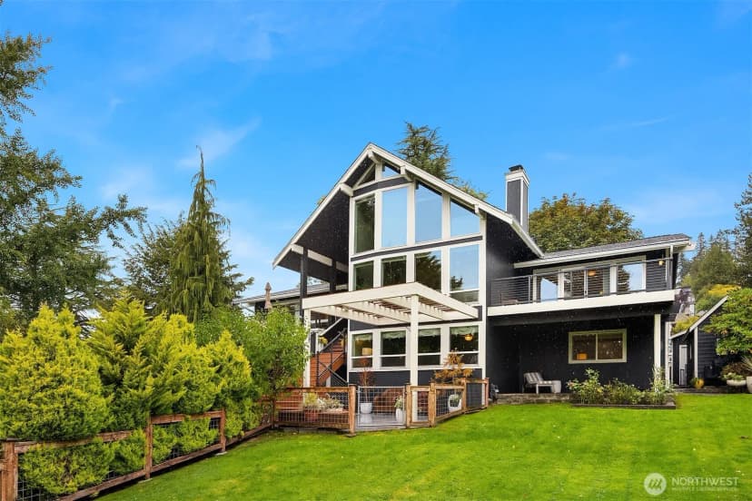 Property photo for 1542 10th Place N, Edmonds photo 37