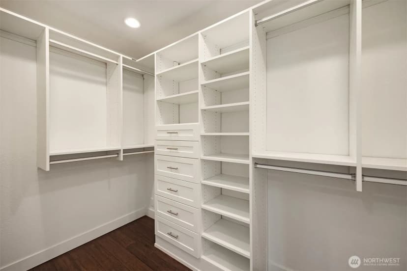 Property photo for 1542 10th Place N, Edmonds photo 19