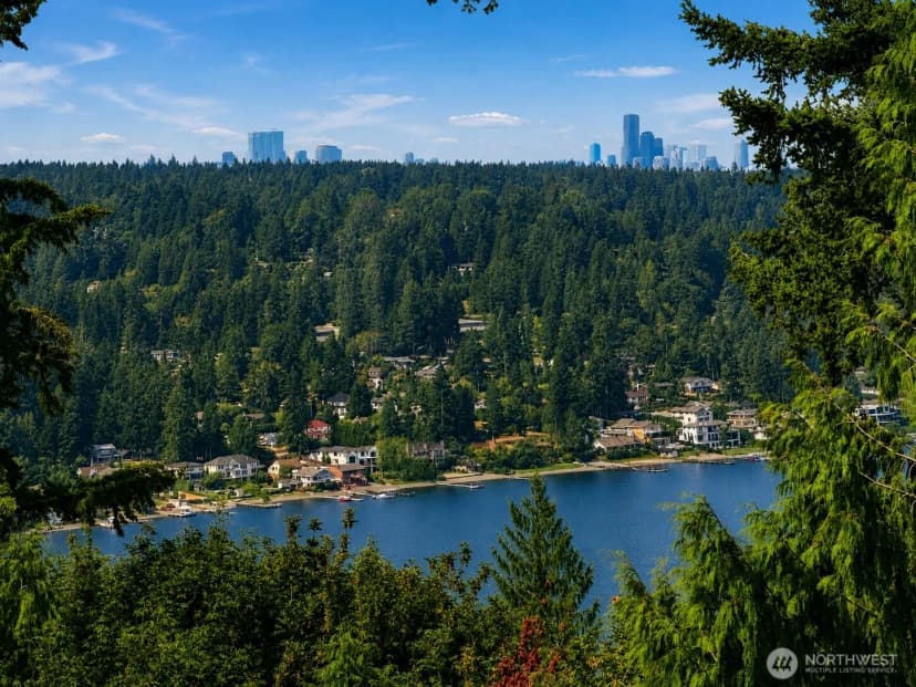 Property photo for 3805 203rd Avenue Ne, Sammamish photo 9