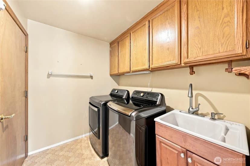 Property photo for 3805 203rd Avenue Ne, Sammamish photo 23