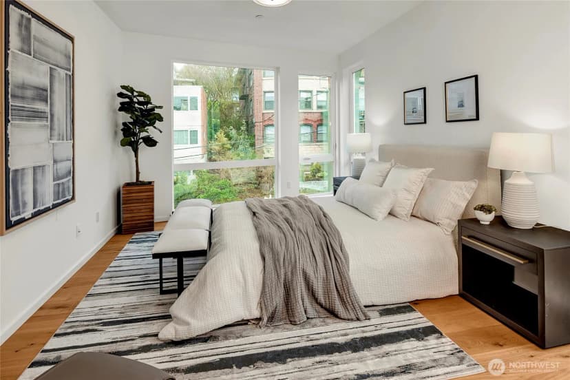 Property photo for 629 13th Avenue E, Seattle photo 18