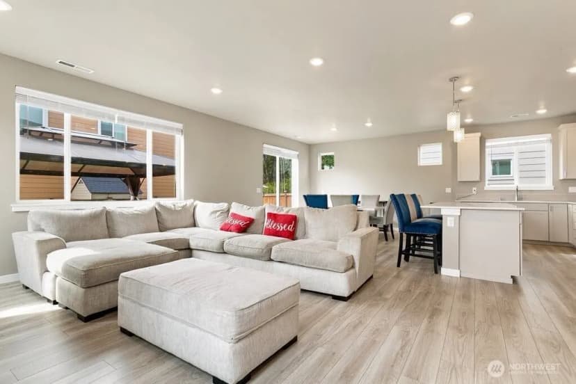 Property photo for 939 Vine Maple Street Se, Lacey photo 6