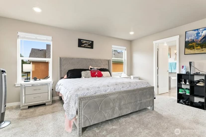 Property photo for 939 Vine Maple Street Se, Lacey photo 12