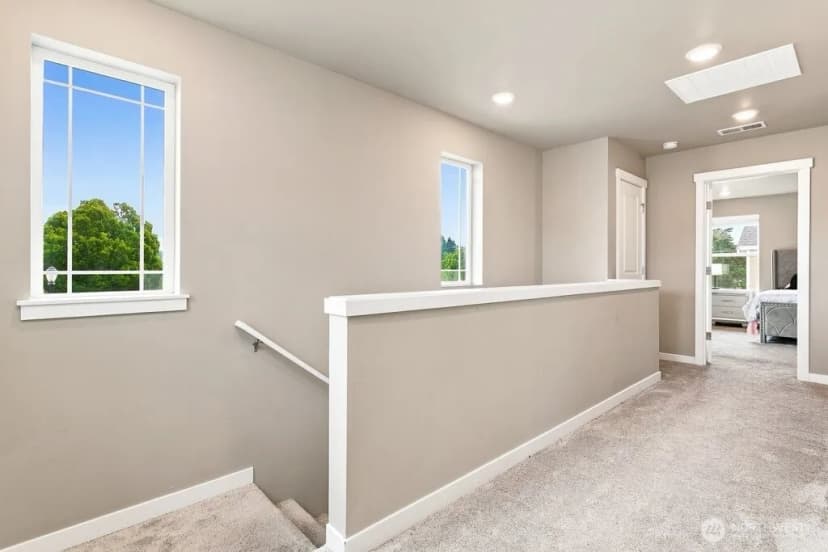 Property photo for 939 Vine Maple Street Se, Lacey photo 11