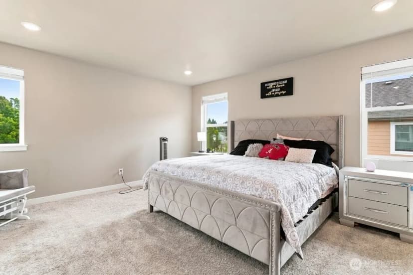 Property photo for 939 Vine Maple Street Se, Lacey photo 13