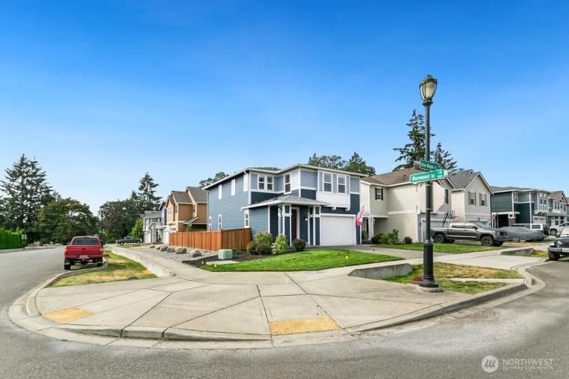 Property photo for 939 Vine Maple Street Se, Lacey photo 26